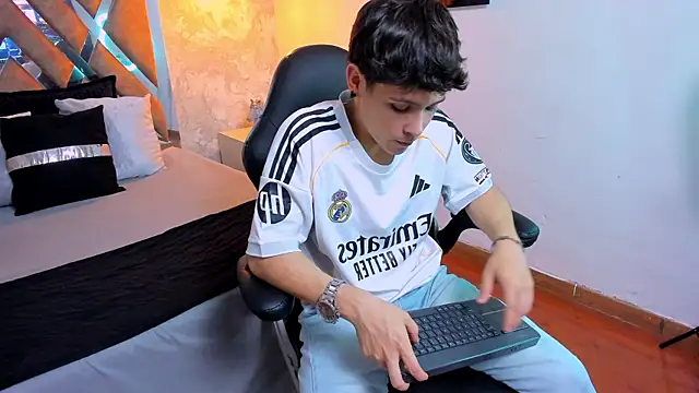 kraven lust online show from 23, 10, 2025