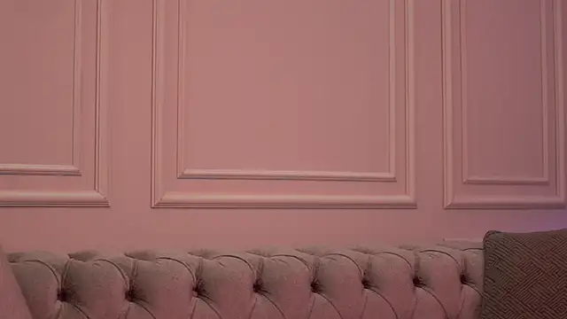 KatieHayes online show from 25, 11, 2025