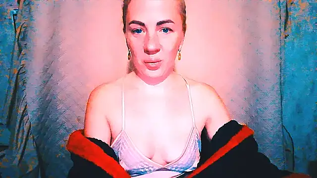 EmmaCat  online show from 2, 10, 2025