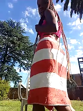 Snapshot of SweetNicky_01 chatting on 19, 11, 2025 SweetNicky 01 online show from 19, 11, 2025