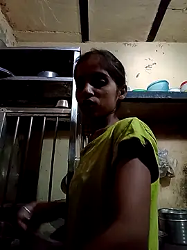 Snapshot of Saloni-Gupta chatting on 23, 9, 2025 Saloni-Gupta online show from 23, 9, 2025