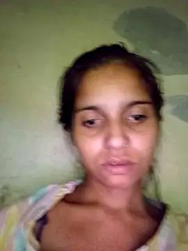 Snapshot of Saloni-Gupta chatting on 17, 10, 2025 Saloni-Gupta online show from 17, 10, 2025