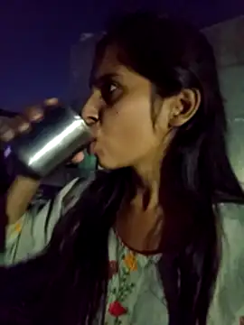 Snapshot of Saloni-Gupta chatting on 25, 10, 2025 Saloni-Gupta online show from 25, 10, 2025