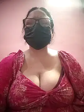 Snapshot of thehotlady chatting on 15, 12, 2025 thehotlady online show from 15, 12, 2025