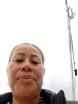 LaraCaliente online show from 19, 2, 2026