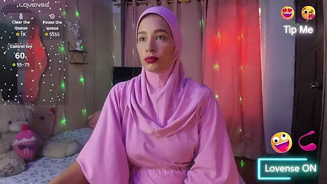 ShanaJamil online show from 15, 11, 2025