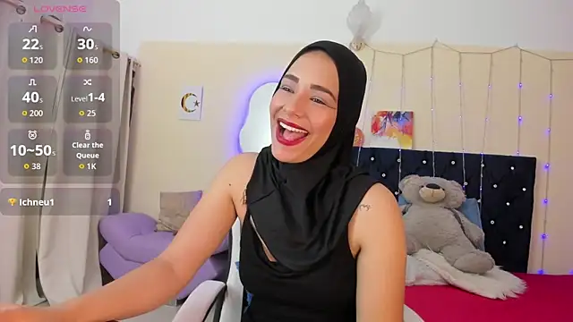 Snapshot of ShanaJamil chatting on 1, 5, 2026 ShanaJamil online show from 1, 5, 2026