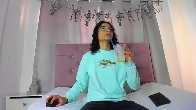 EthanBlackwoodd online show from 9, 11, 2025