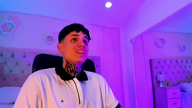 Declan-Fox online show from 18, 10, 2025