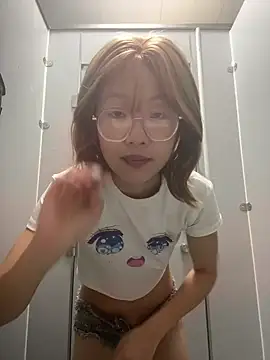 Snapshot of xiaomugouya chatting on 4, 5, 2026 xiaomugouya online show from 4, 5, 2026