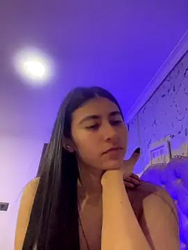 Isabella Montoya online show from 28, 11, 2025