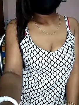 Snapshot of Bengalibeauty96 chatting on 9, 6, 2026 Bengalibeauty96 online show from 9, 6, 2026