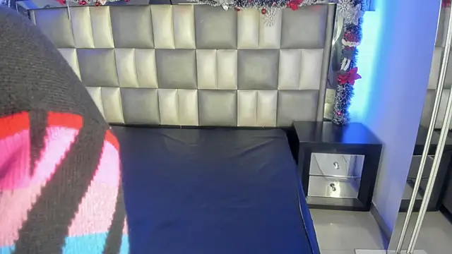 abbiecollins js online show from 20, 12, 2025