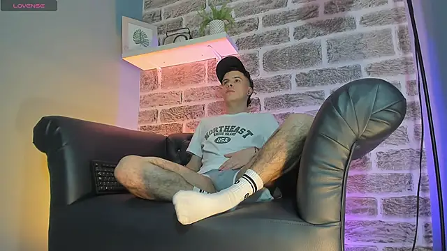 kevinn blue1 online show from 28, 10, 2025