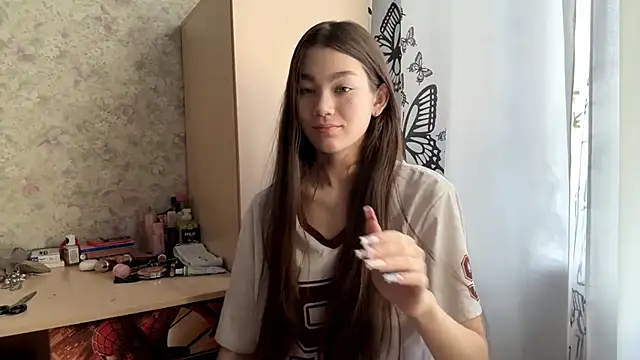 Cuteviola online show from 16, 2, 2026