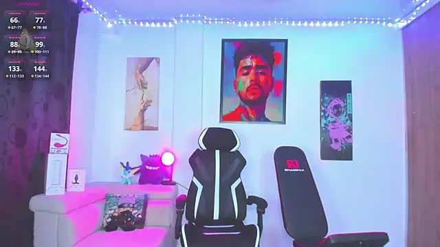 Snapshot of JordanRossie chatting on 3, 10, 2025 JordanRossie online show from 3, 10, 2025