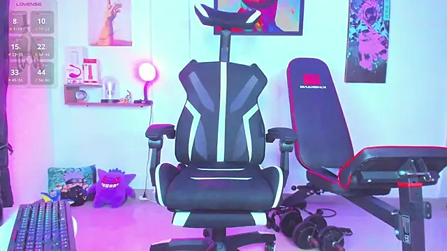 Snapshot of JordanRossie chatting on 12, 10, 2025 JordanRossie online show from 12, 10, 2025