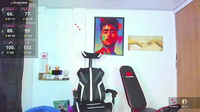 Snapshot of JordanRossie chatting on 25, 10, 2025 JordanRossie online show from 25, 10, 2025