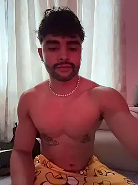 Snapshot of JordanRossie chatting on 26, 10, 2025 JordanRossie online show from 26, 10, 2025