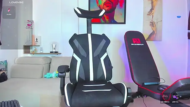 Snapshot of JordanRossie chatting on 28, 11, 2025 JordanRossie online show from 28, 11, 2025