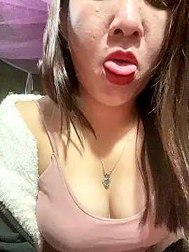 Luna-ass online show from 24, 11, 2025