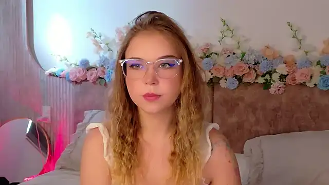 Lilith Bonheur online show from 30, 4, 2026