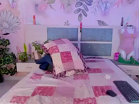 sweet lulu sofia online show from 1, 10, 2025