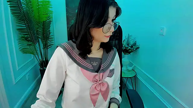 MeLLSawertyq online show from 1, 10, 2025