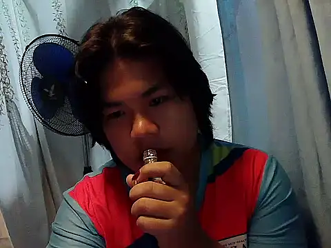 Snapshot of Huntrix2025 chatting on 16, 11, 2025 Huntrix2025 online show from 16, 11, 2025