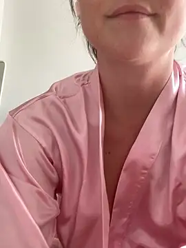 Snapshot of Mia_Winters chatting on 13, 9, 2025 Mia Winters online show from 13, 9, 2025