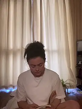 Mia Winters online show from 13, 3, 2026