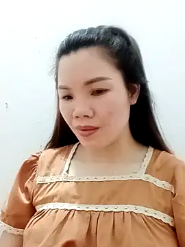 Nyla-a online show from 10, 10, 2025