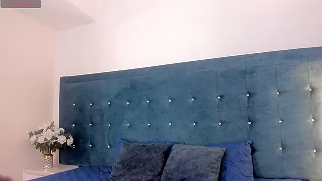 Snapshot of LiilyAdams chatting on 1, 12, 2025 LiilyAdams online show from 1, 12, 2025