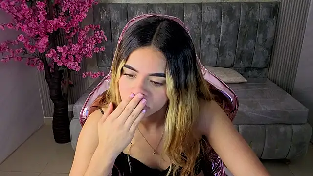 lilith4 s online show from 23, 10, 2025