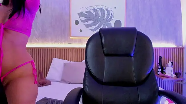 Snapshot of Coco-balenciaga chatting on 22, 9, 2025 Coco-balenciaga online show from 22, 9, 2025