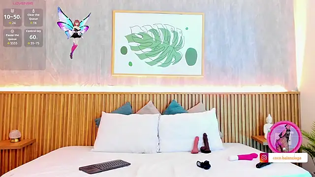 Snapshot of Coco-balenciaga chatting on 31, 10, 2025 Coco-balenciaga online show from 31, 10, 2025