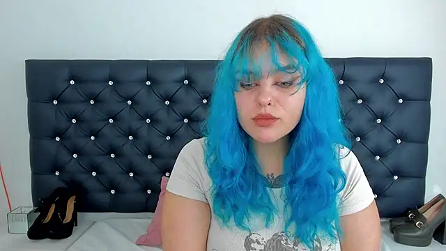 Snapshot of LunaWetPussy chatting on 15, 9, 2025 LunaWetPussy online show from 15, 9, 2025