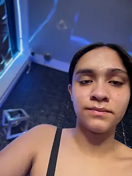 Snapshot of Isabella-Teen chatting on 3, 11, 2025 Isabella-Teen online show from 3, 11, 2025