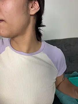 Isabella-Teen online show from 21, 12, 2025