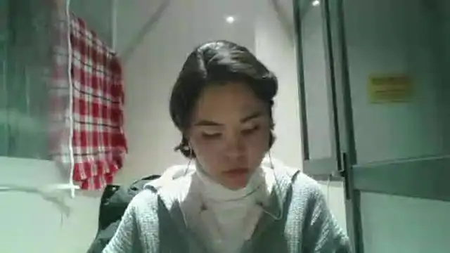 Snapshot of JennyCarpenter chatting on 19, 12, 2025 JennyCarpenter online show from 19, 12, 2025