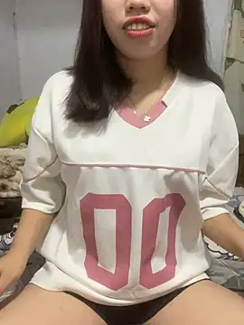 Snapshot of Rose-babyx chatting on 11, 2, 2026 Rose-babyx online show from 11, 2, 2026