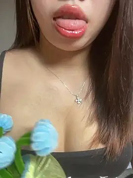 Snapshot of Rose-babyx chatting on 12, 4, 2026 Rose-babyx online show from 12, 4, 2026