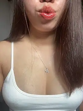 Snapshot of Rose-babyx chatting on 21, 4, 2026 Rose-babyx online show from 21, 4, 2026