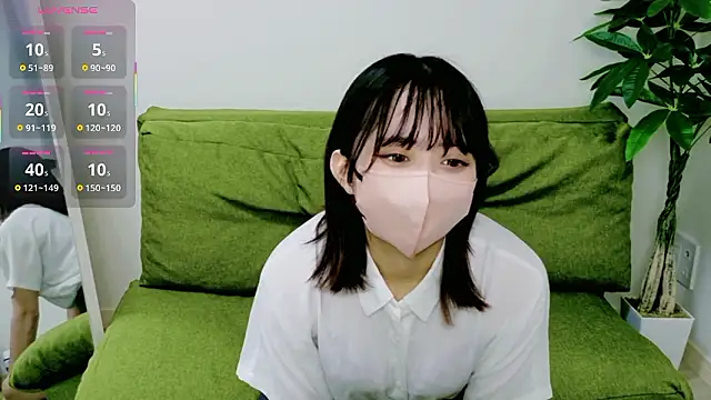 Snapshot of RUNA_RU-NA chatting on 22, 9, 2025 RUNA RU-NA online show from 22, 9, 2025