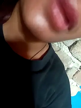 Aaisha-16 online show from 19, 4, 2026