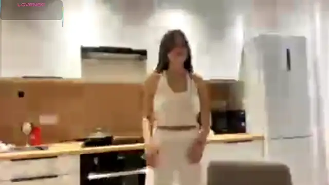 Snapshot of FavorLeila chatting on 26, 9, 2025 FavorLeila online show from 26, 9, 2025