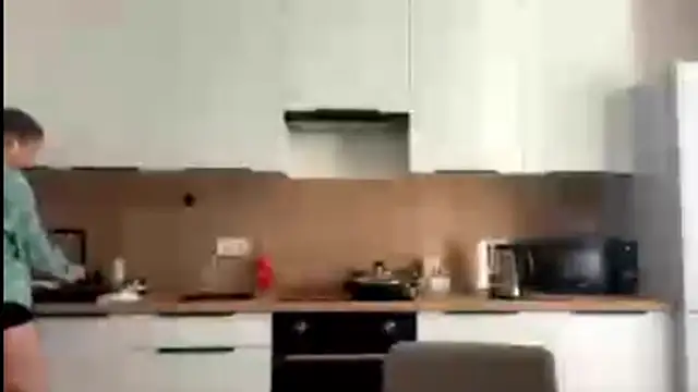 Snapshot of FavorLeila chatting on 1, 10, 2025 FavorLeila online show from 1, 10, 2025