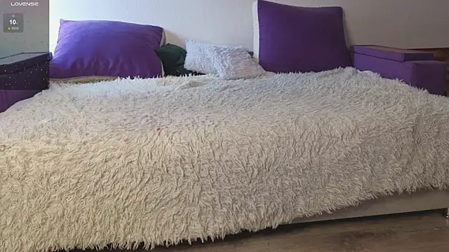 Gentle Ariel online show from 6, 4, 2026