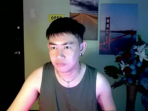 Snapshot of NaughtyGlow97 chatting on 5, 10, 2025 NaughtyGlow97 online show from 5, 10, 2025