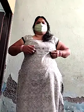 Mmm143 online show from 13, 4, 2026